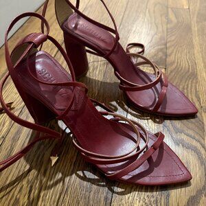 Schutz  l  Leaf Nappa Leather Sandal  l  Red Brown  l  USA Size 8B